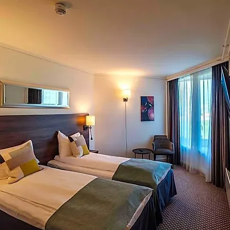 Hardangerfjord 4*